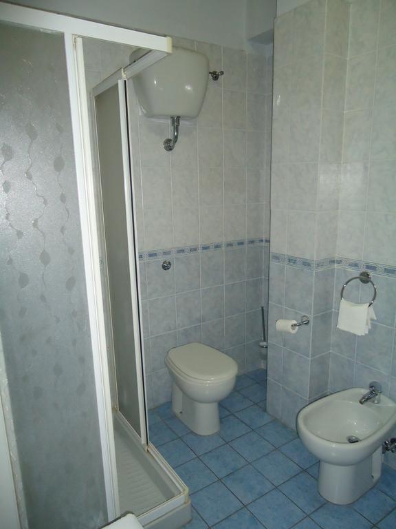 Hotel Ristorante Mommo Polistena Habitación foto